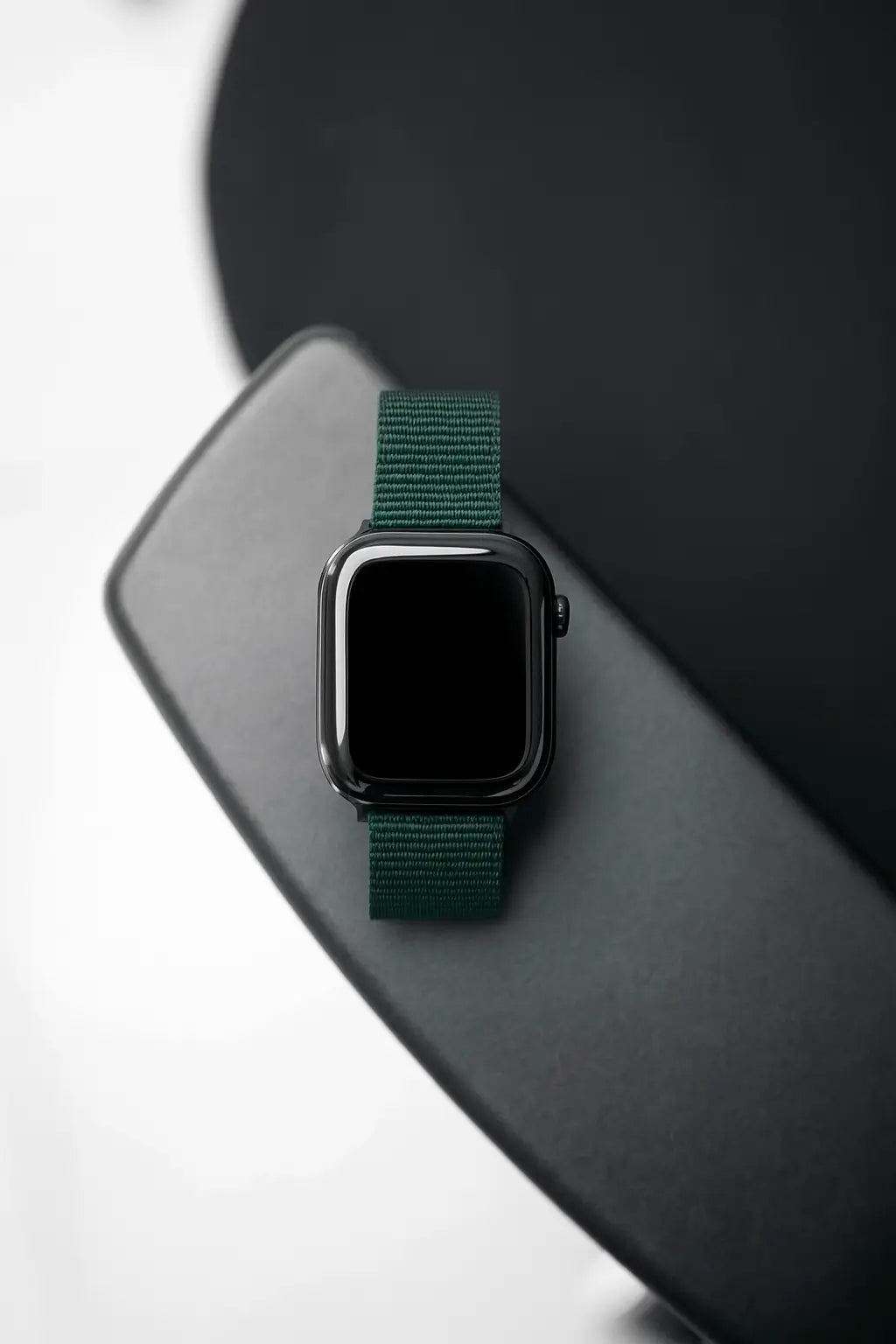 Apple Series 10 Luna Edition