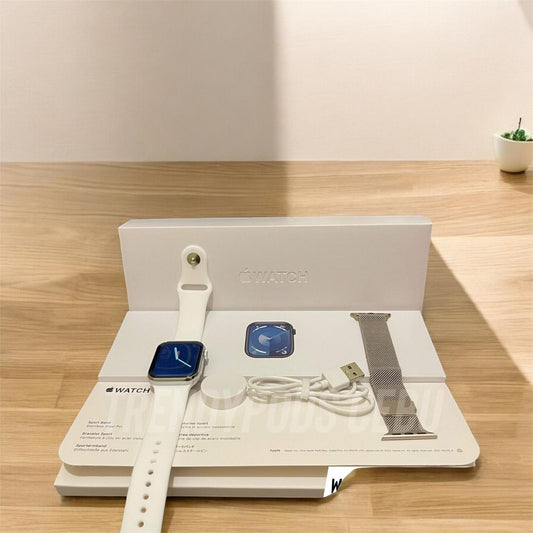 Apple logo watch series 9 Silver with Magnetic Chain