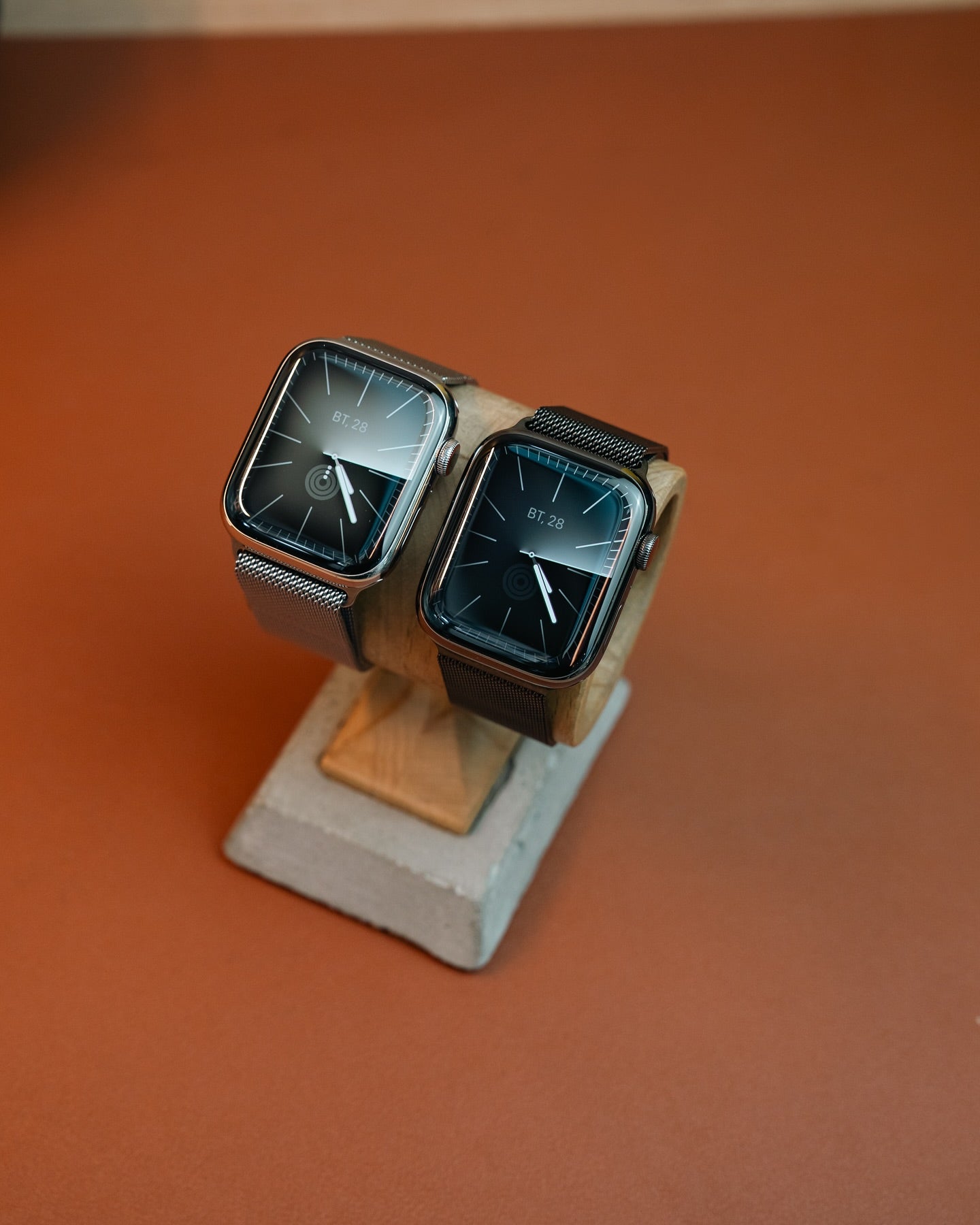 Apple logo series 10 Gold with Magnetic Chain